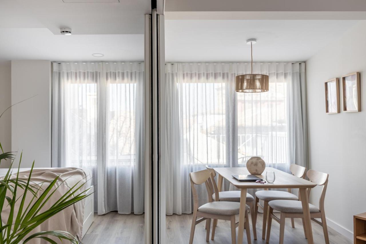 Apartamentos Libere Granada Catedral Luaran gambar