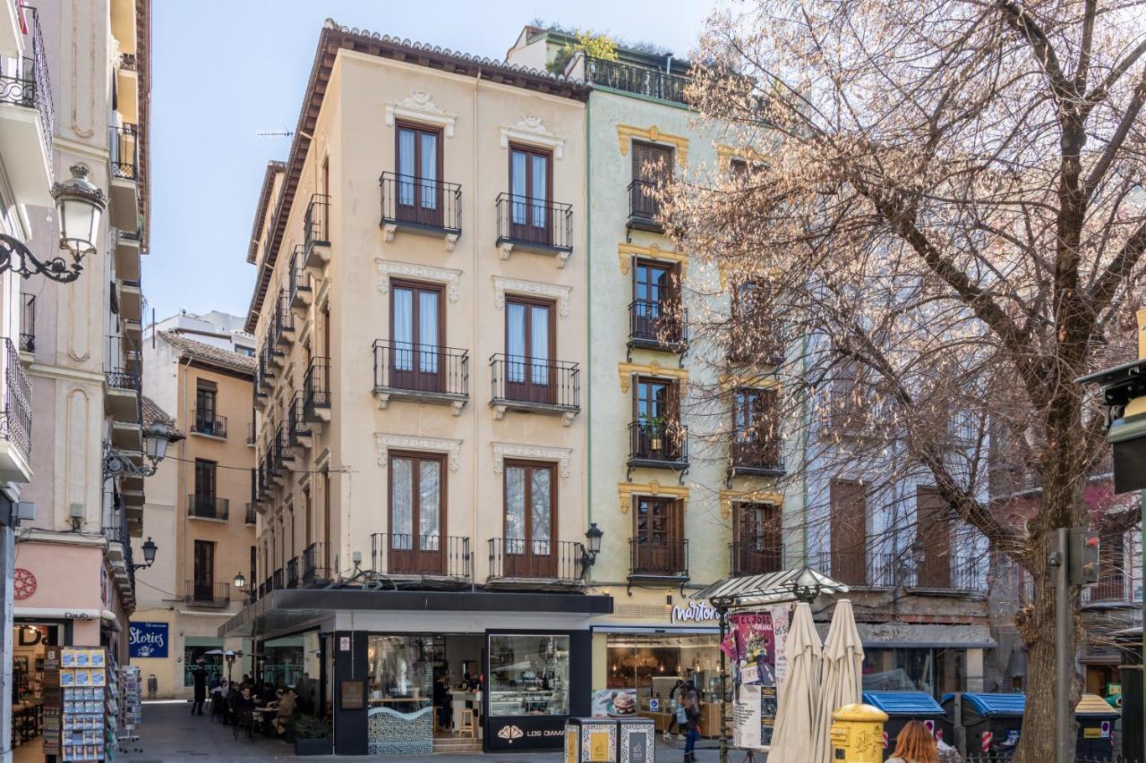Apartamentos Libere Granada Catedral Luaran gambar