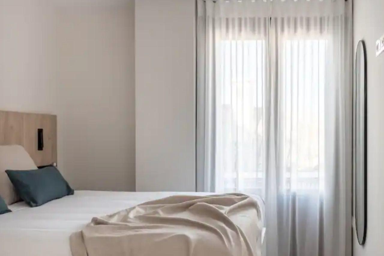 Apartamentos Libere Granada Catedral Luaran gambar