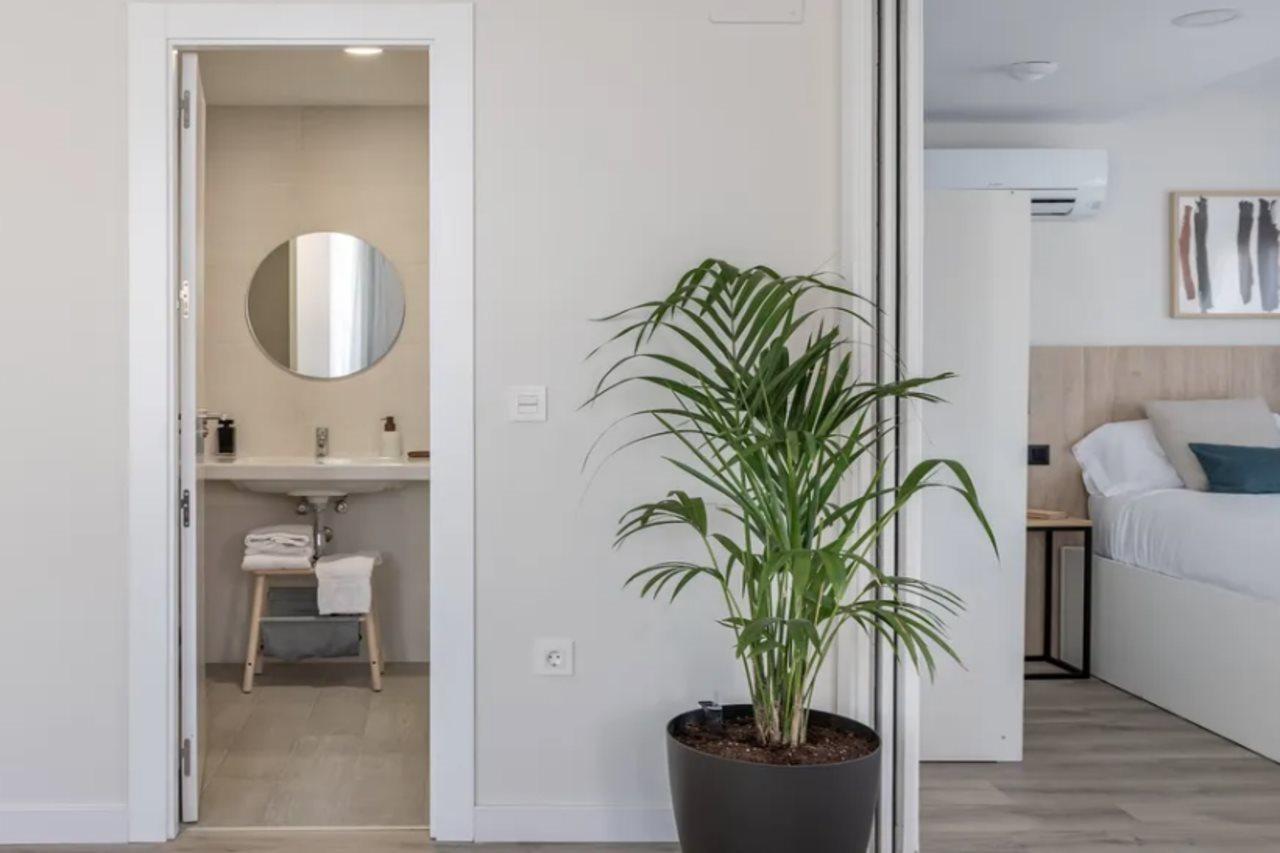 Apartamentos Libere Granada Catedral Luaran gambar